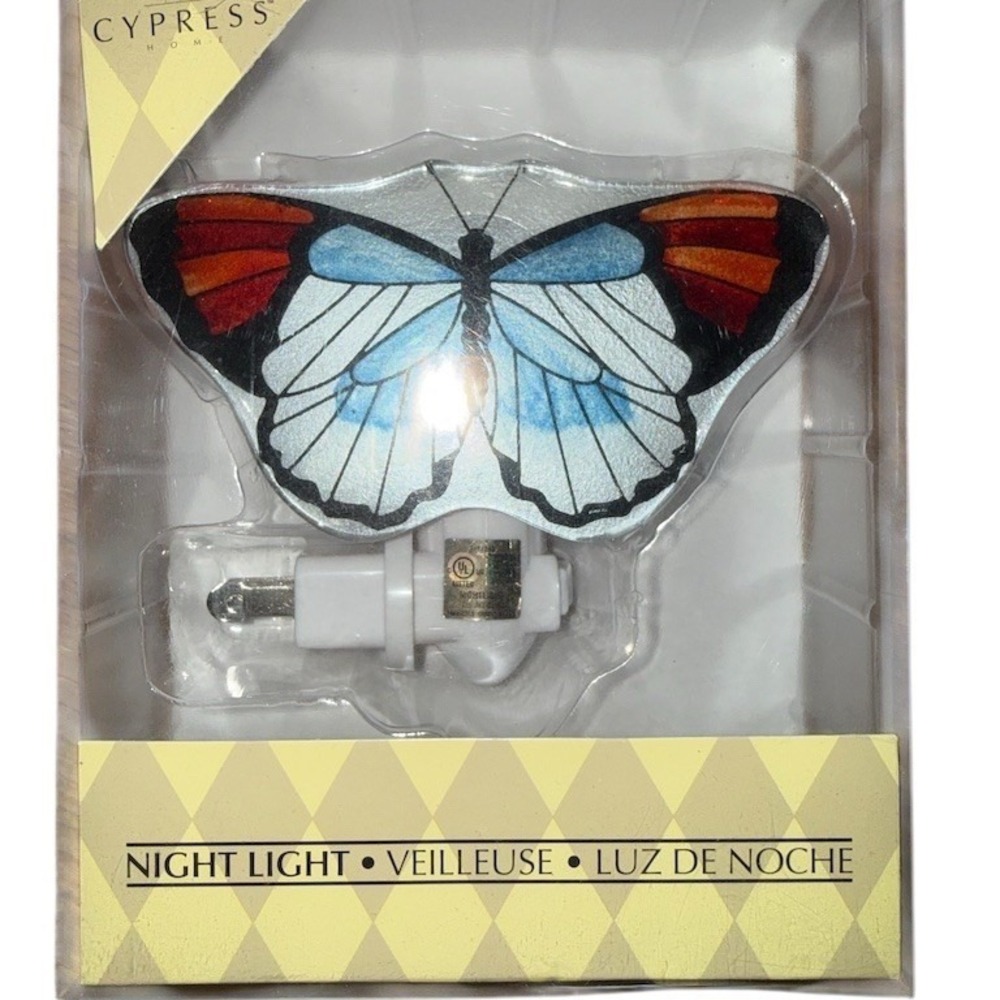 Cypress Home Butterfly Plug-In Night‎ Light Multicolor w/ Bulb Included 120V NIB